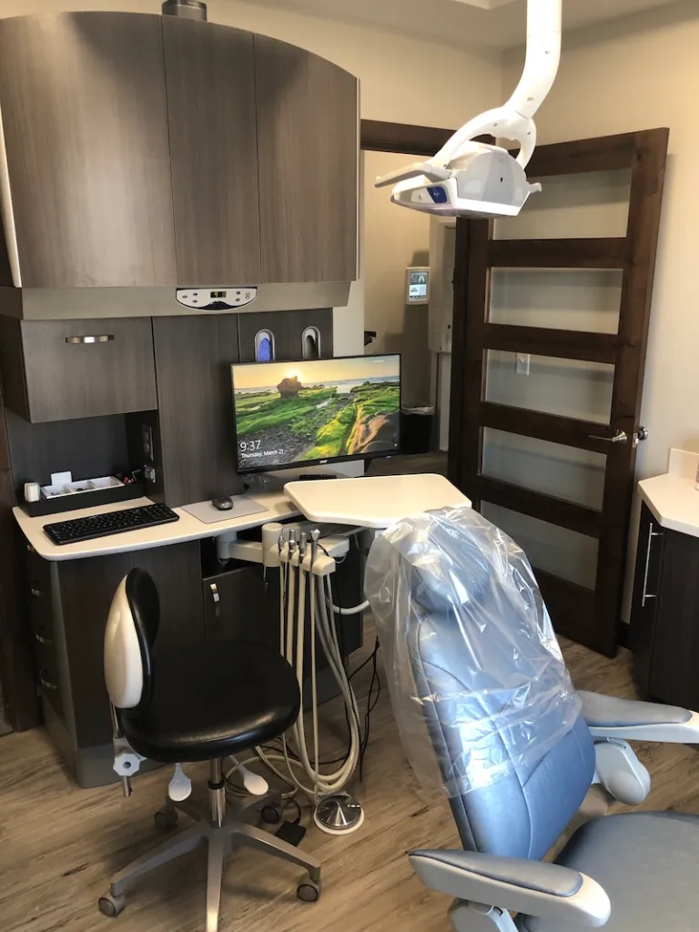 Dental chair